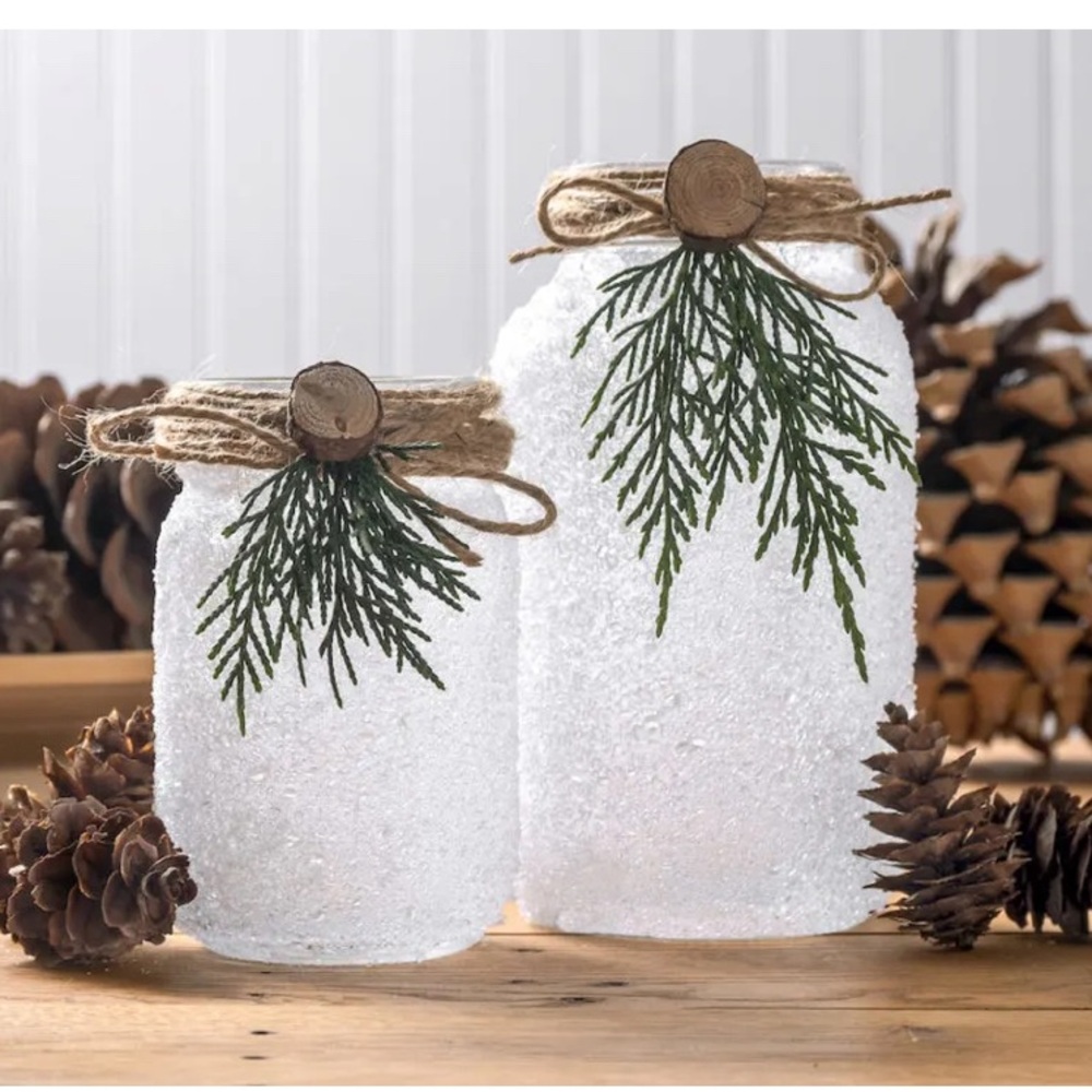 Set of 3 frosted Ball Decorative Mugs! For everyday or holiday decorations EUC